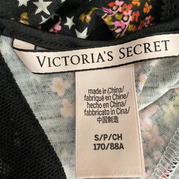 Victoria’s Secret Chemise - Picture 4 of 8